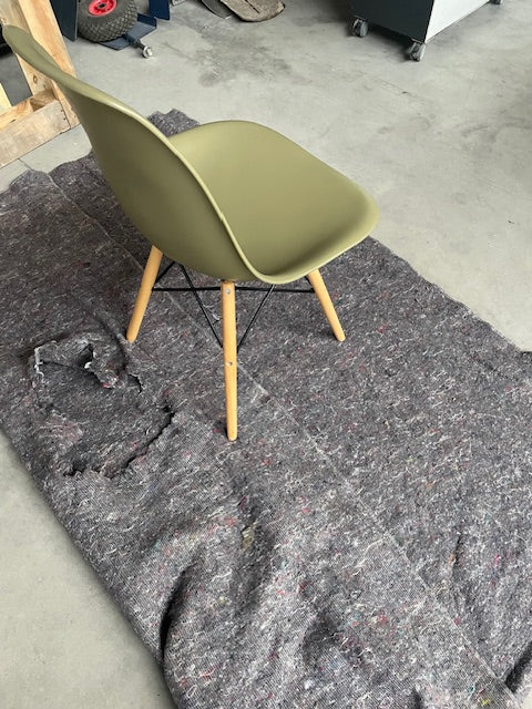 Beige stoel