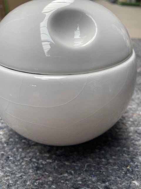 Decoratieve pot met deksel