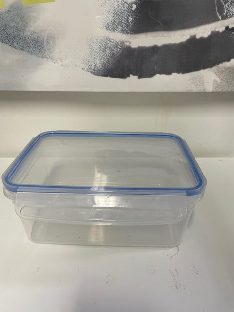 Tupperware L
