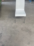 Witte stoel